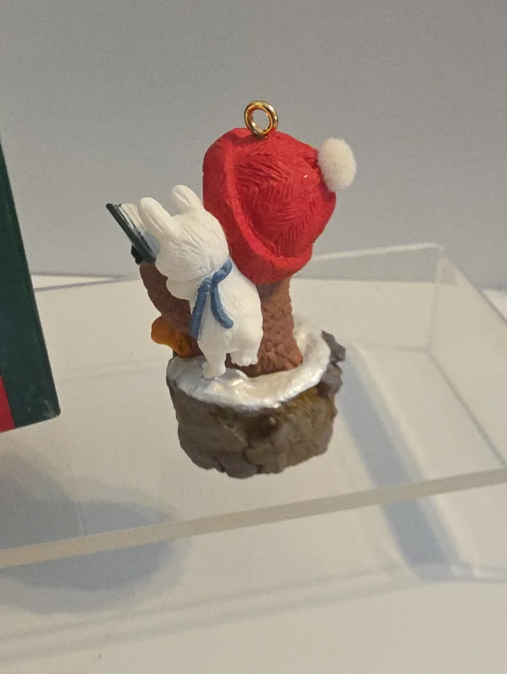 Vintage 1992 Hallmark Keepsake Owliver Reading Owl Christmas Ornament
